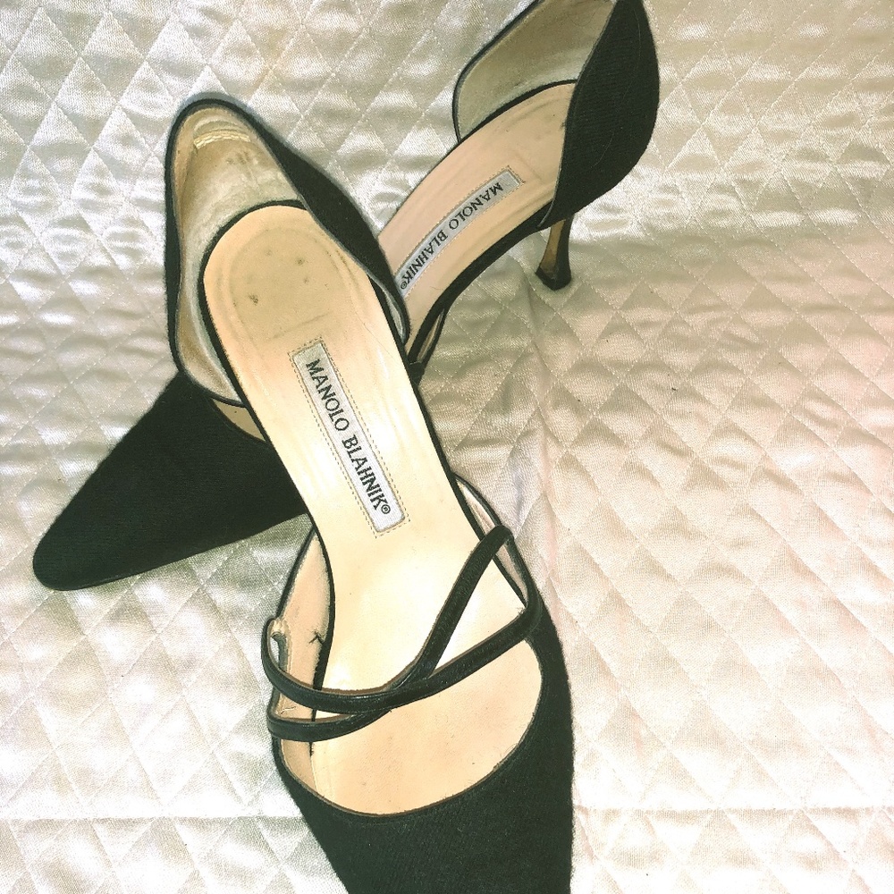 Manolo Blahnik D'Orsay Black Pumps - Leather & Cloth  - Size 39